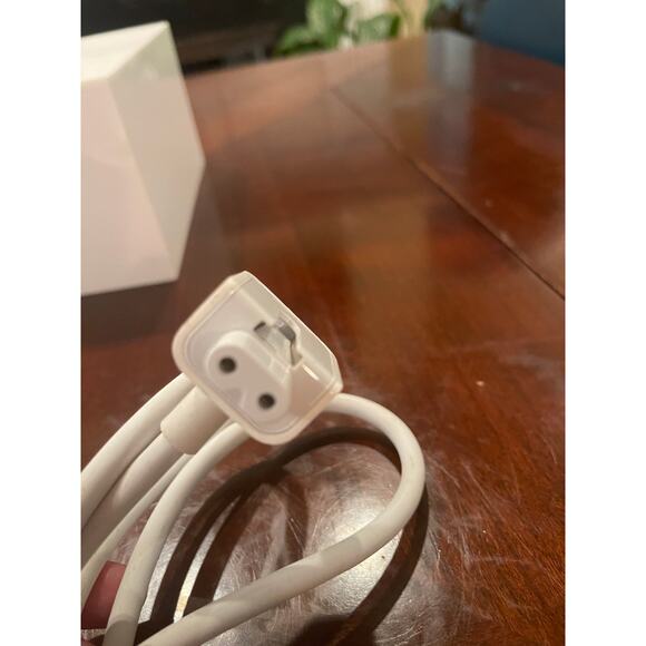 Apple Macbook Charger Volex Power Cord Charging Extender Cable APC7H - Picture 3 of 5